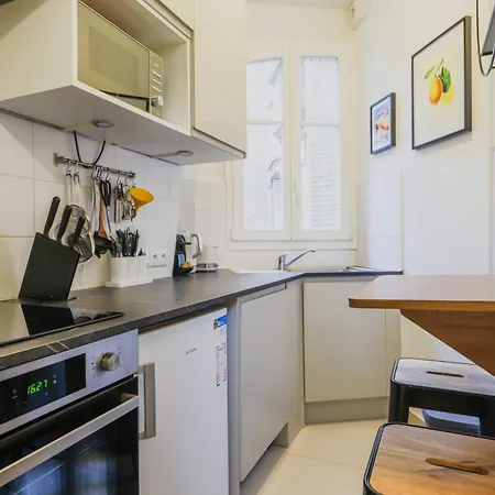 Charming With Balcony -2br-4p- Madeleine פריז